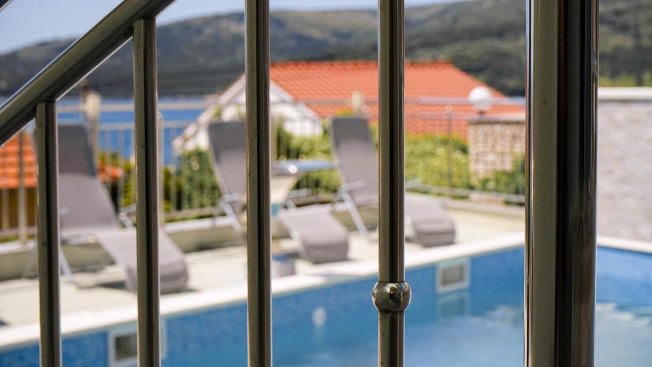 Trogir-Luxury Villa Sapphirus 브랜지카 외부 사진